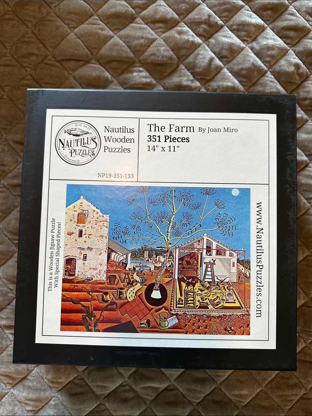 Nautilus Joan Miro- The Farm Wooden Puzzle - blue, white, black
